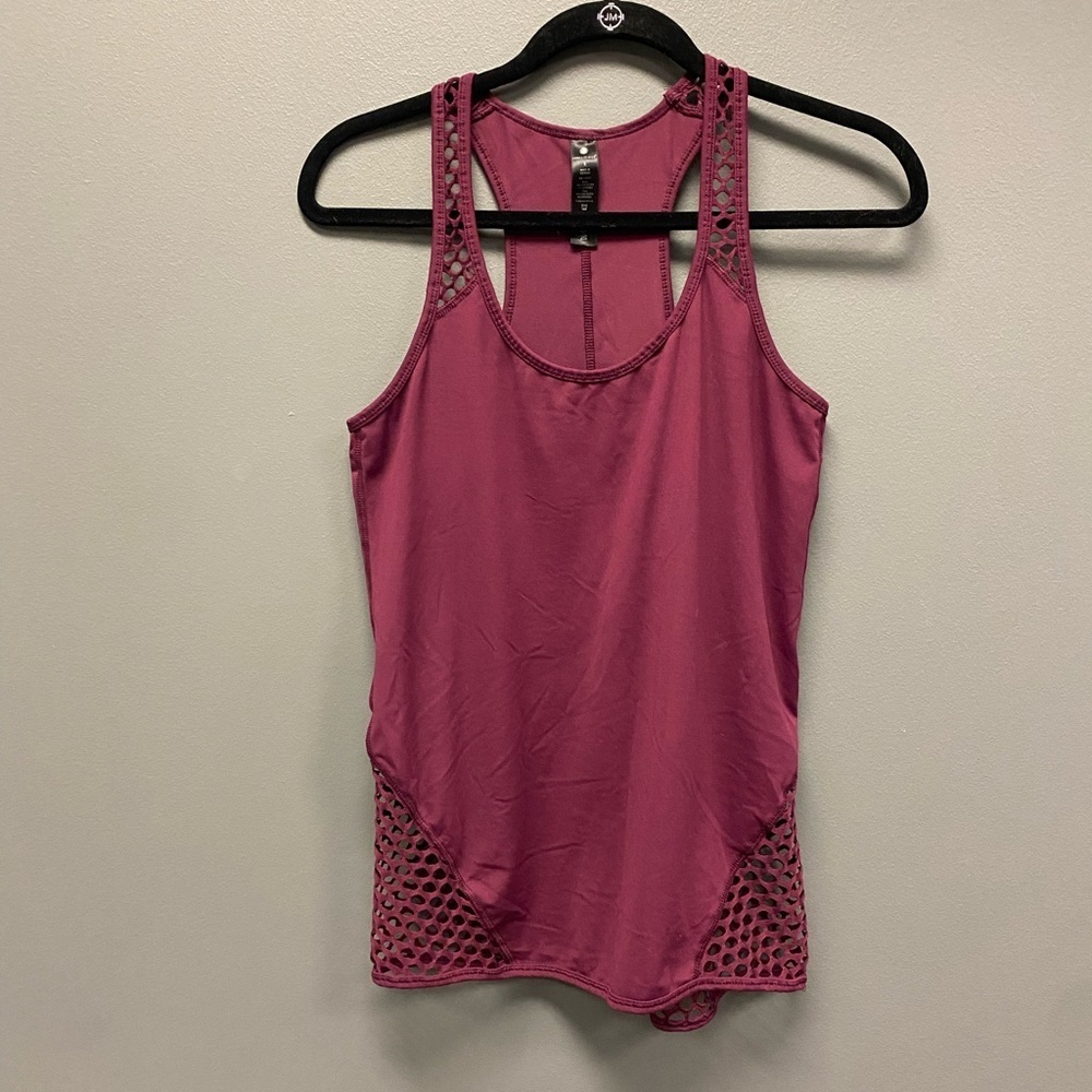 Yogalicious Mesh Cutout Workout Tank Size Small